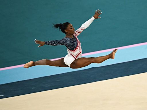 Simone Biles floor exercise seals gold for U.S. gymnastics in team final: Social reactions