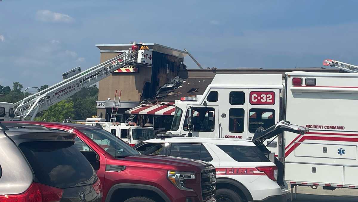 Fire breaks out at TGI Friday's in Monroeville; Part of building charred