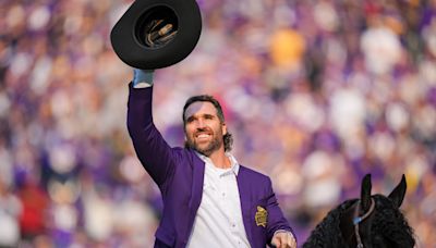 Former Viking Jared Allen comments on Justin Jefferson contract talks