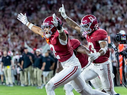 AP Top 25: Alabama is the new No. 1 after defeating Georgia; Ole Miss, Utah, Louisville plunge