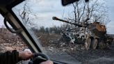 Russia's drawn-out efforts to capture Avdiivka show it still can't conduct encirclement, war analysts say