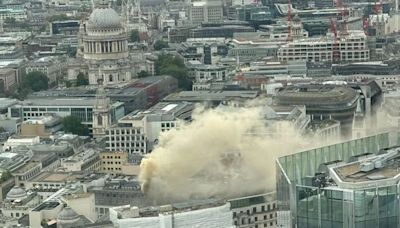 Huge plumes of smoke fill sky as blaze erupts yards from St Paul's Cathedral