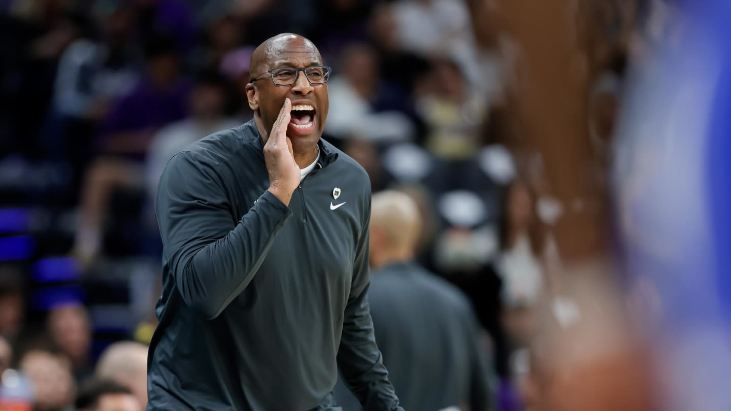 Kings' Offer to Mike Brown Revealed Amidst Contract Negotiations
