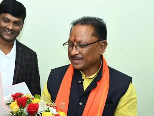 Chhattisgarh CM Shri Vishnu Deo Sai Meets Union Railways Minister; Discusses New Railway Projects