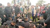 哥倫比亞鄉村抗議石油公司釀2死 79名警察被扣為人質