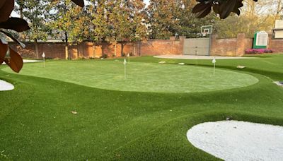 Hello friends: Jim Nantz built a new backyard hole that is an homage to Augusta National's 13th green