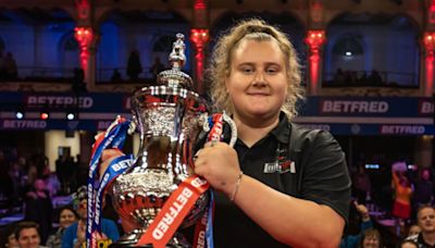 Women's World Matchplay: Beau Greaves attempts to retain title in Blackpool