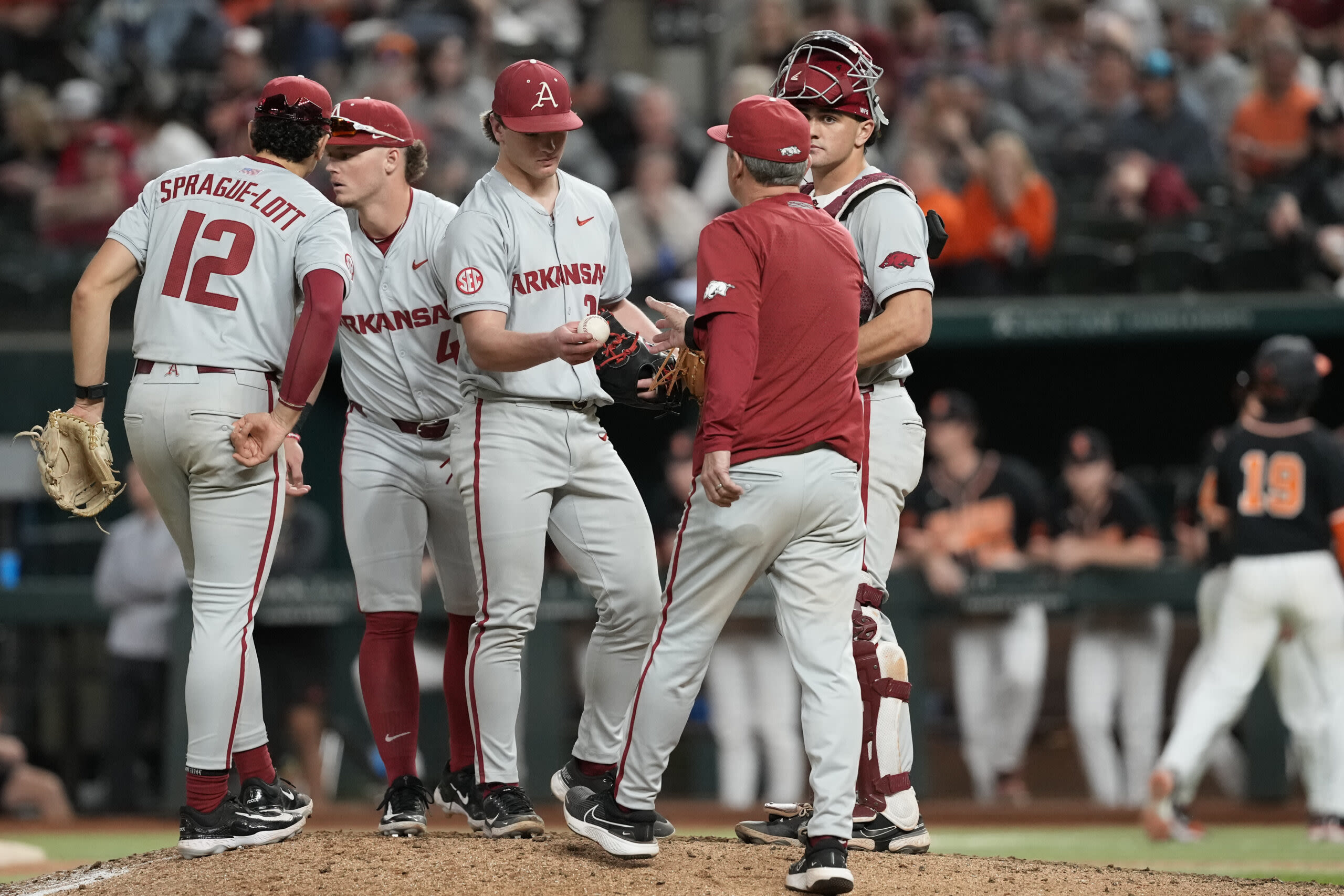 Arkansas baseball falls several spots in new Field of 64 projections