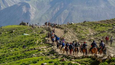 Latest News Today Live: Amarnath Yatra begins as first batch of pilgrims leave for shrine in south Kashmir Himalayas