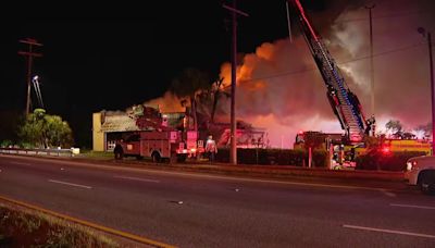 LIVE: Massive fire breaks out at Cody's Original Roadhouse in Tampa