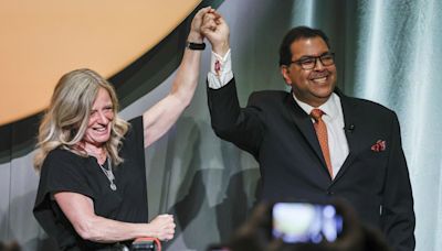 Former Calgary mayor Naheed Nenshi named new leader of Alberta NDP in resounding vote