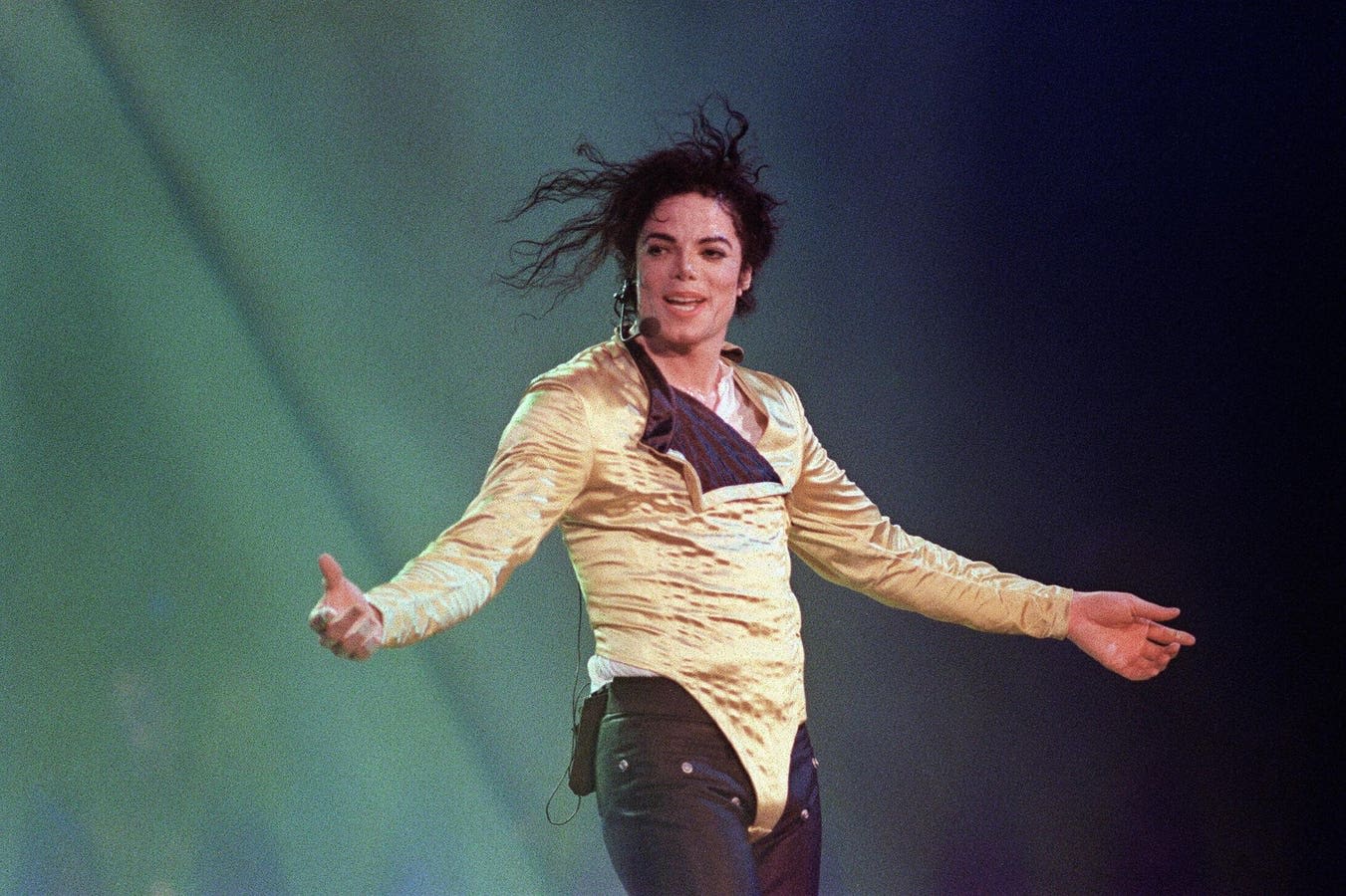 Michael Jackson Charts Not One, But Two Top 10 Albums In America
