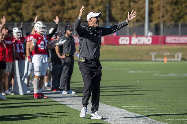 Robert Morris AD, Edinboro football coach share hometown bond as teams square off