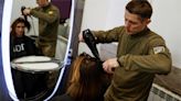 烏克蘭理髮師下班「兼職」志願軍！英雄樣貌曝
