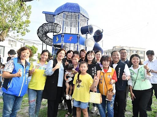 彰化埔鹽新打卡景點埔南公園 戴上巨大順澤宮冠軍帽結合溜滑梯