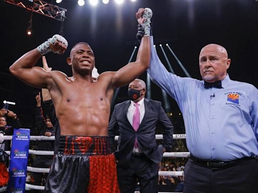 Escucha, mira y calla. ¿Qué aprendió este boxeador cubano en su tiempo fuera del ring?