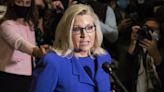 Liz Cheney apoya a varios candidatos demócratas a pocos días de las elecciones