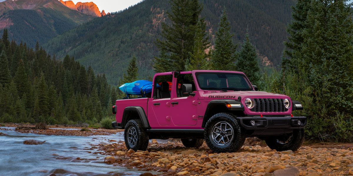 2024 Jeep Gladiator Adds Vibrant Tuscadero Pink Paint Option