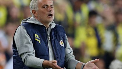 La insólita amonestación de Mourinho luego de que le anulen un gol a su equipo