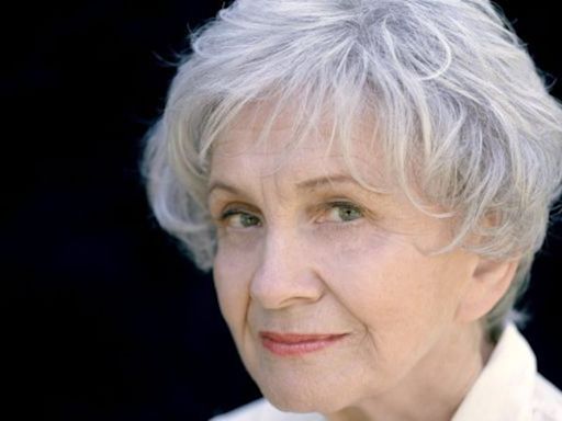 El doble rasero sobre Alice Munro: ¿fue la escritora cómplice por su inacción de los abusos que sufrió su hija?