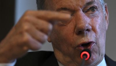 El expresidente Santos reprende a Petro por la interpretación del acuerdo entre Colombia y las FARC