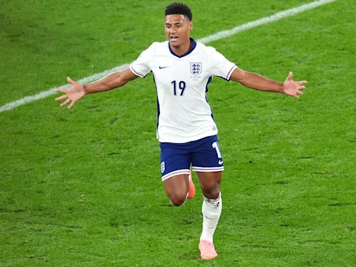 Ollie Watkins nets 90th-minute winner to fire England into Euro 2024 final