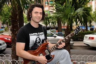 Dweezil Zappa