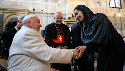 Pope makes landmark visit to Venice Biennale and proclaims that ‘the world needs artists’