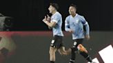 4-0. Uruguay se lanza de cabeza a la victoria y al liderato del Grupo E