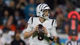 Jake Browning Sneaks in Reps With Bengals' Starting Offense as Joe Burrow Gets Day Off