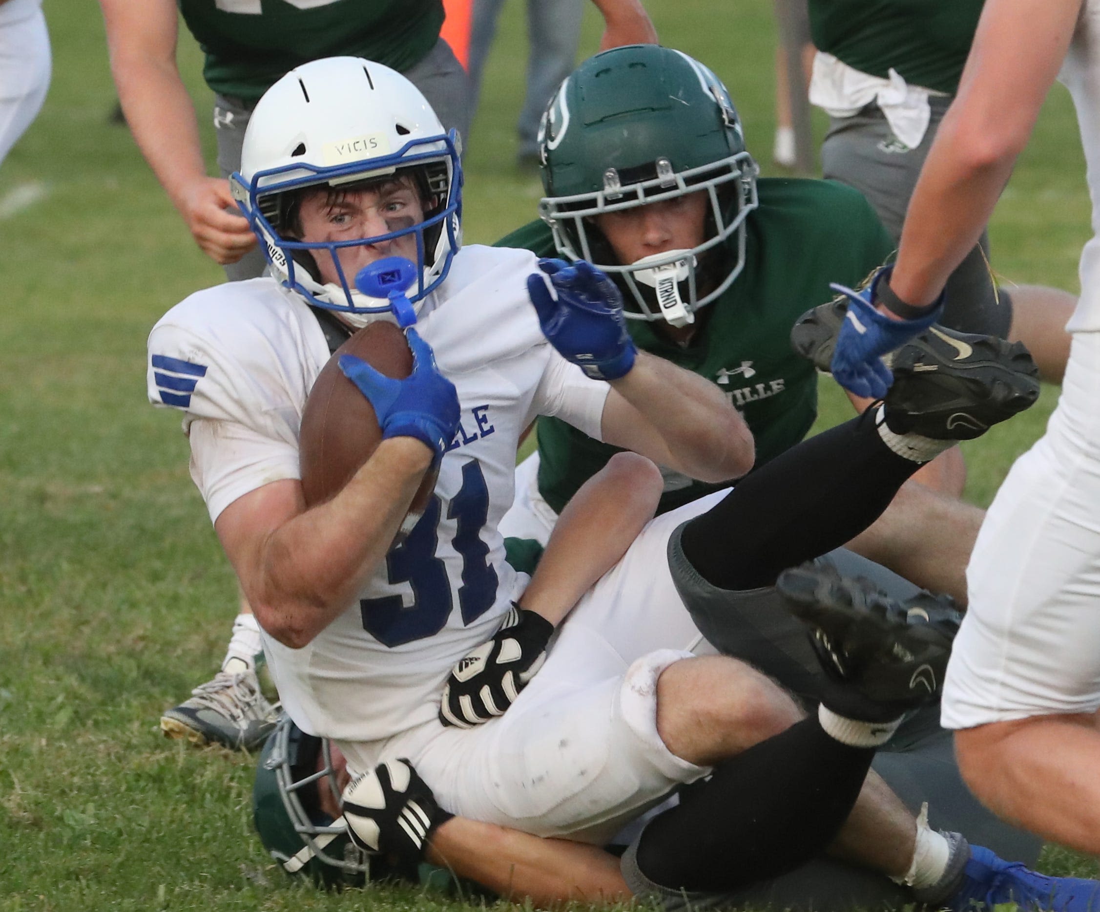 Football: Bronxville prevails, snaps Pleasantville's long home winning streak