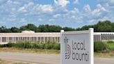 $2 million per acre investment: Local Bounti opens hydroponics greenhouse in Peach County