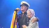 Rod Stewart duets with his 94-year-old sister Mary on stage as he wraps up UK tour in Edinburgh