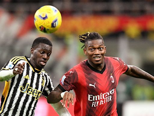 Under pressure Juventus and Milan face off in fight for second place