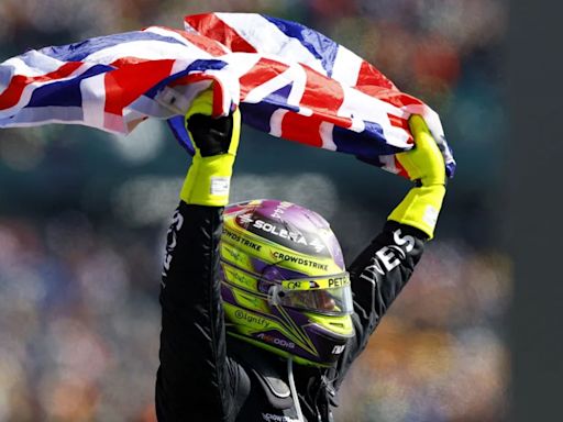 Lewis Hamilton logra una victoria de "cuento de hadas" en el Gran Premio de Gran Bretaña
