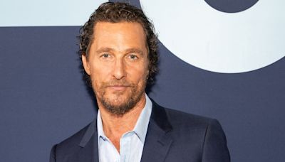 Matthew McConaughey's Eye Swollen Shut From Bee Sting - E! Online