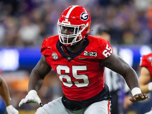 Packers 7-round mock draft: First-round trade up for an offensive tackle of the future