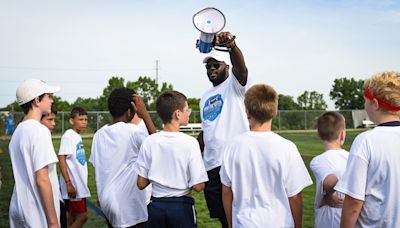 Carolina Panthers OL Taylor Moton gives back to community with 517 Football Camp