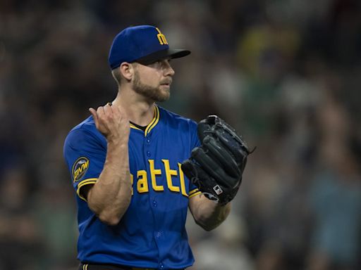 Mariners' Reliever Falls on Wrong Side of Baseball History in Friday's Loss