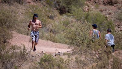 Phoenix-area weekend weather expected to heat up in time for Mother's Day