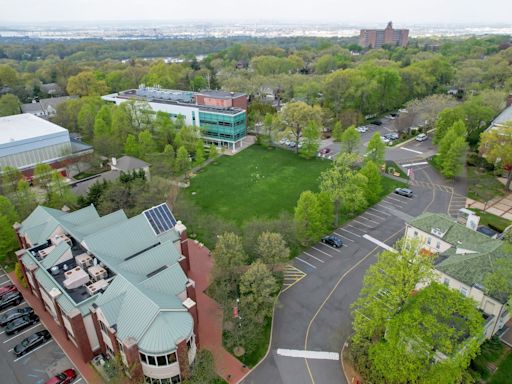 ‘It’s really just sad’; Classes conclude at St. John’s University’s Staten Island campus, set to close in May