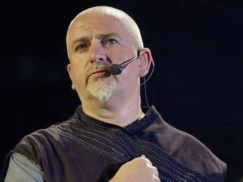 The Meaning Behind “Don’t Give Up” by Peter Gabriel (featuring Kate Bush) and Who the Original Choice for Duet Partner Was