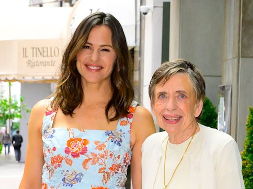 Jennifer Garner wows in blue floral dress as she poses with her mother