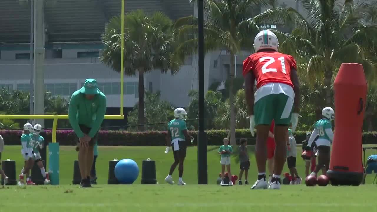 Day 2 of Miami Dolphins minicamp, Thursday's practice canceled