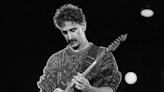 Se cumplen 30 años sin Frank Zappa, guitarrista que desafió el statu quo social y musical