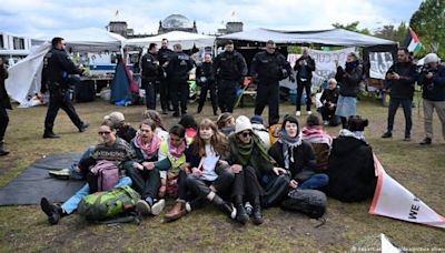 Germany: Berlin police clear pro-Palestinian protest camp