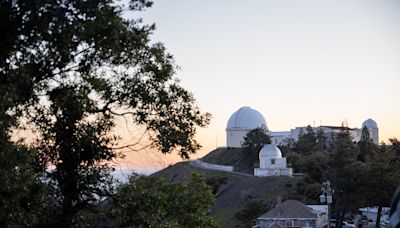 The scientists forming a remote community far above the Bay Area