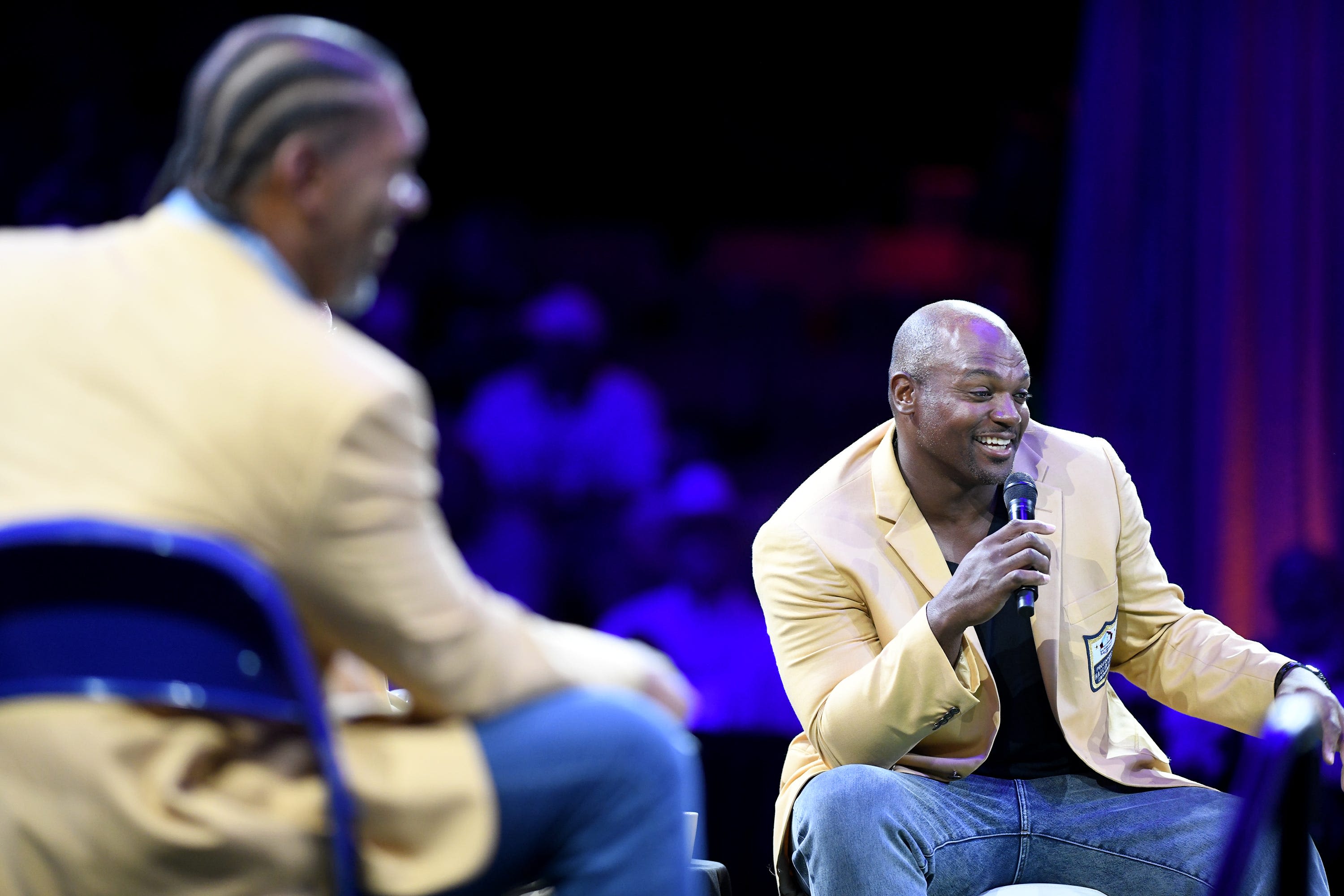 Class of 2024 Hall of Famers Randy Gradishar, Dwight Freeney say NFL football has gone soft