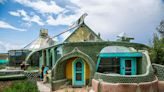 How Do 'Earthship' Homes Actually Work? All About the Off-Grid Living Experience