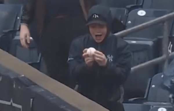 Juan Soto Made a Young Yankees Fan’s Day With Classy Move After Catching Fly Ball